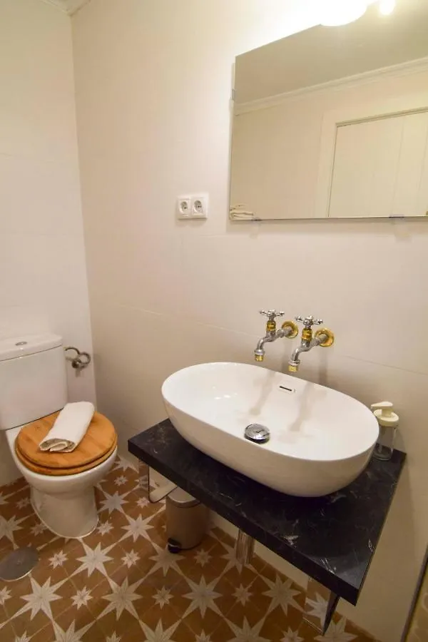 P&P Apartamentos Paseo Maritimo Pablo Ruiz Picasso Malaga Spain